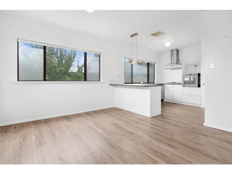 99 Blanchard Road, Swan View WA 6056