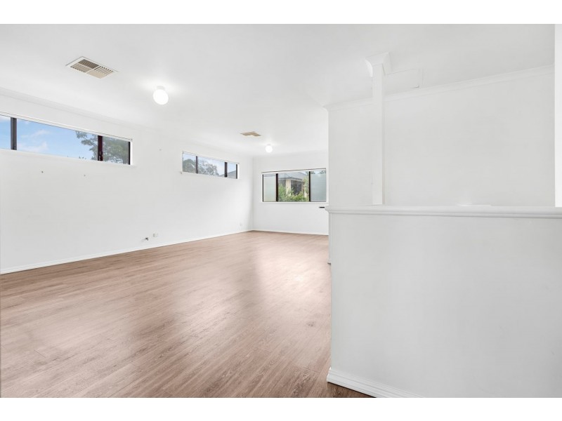 99 Blanchard Road, Swan View WA 6056