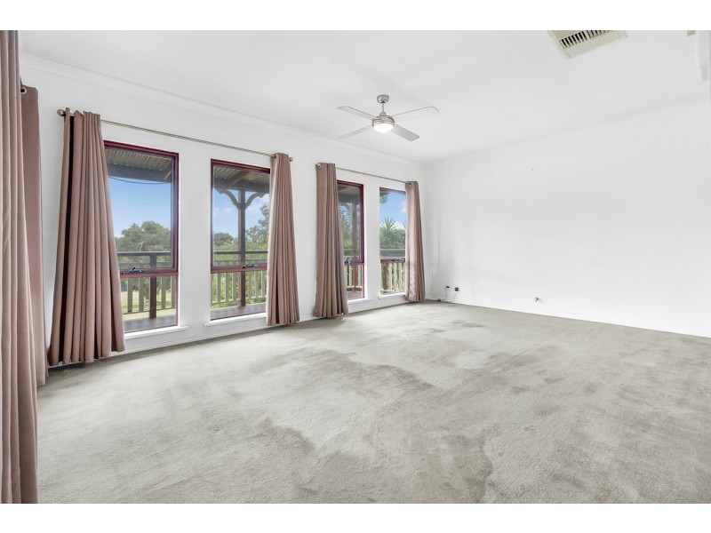 99 Blanchard Road, Swan View WA 6056