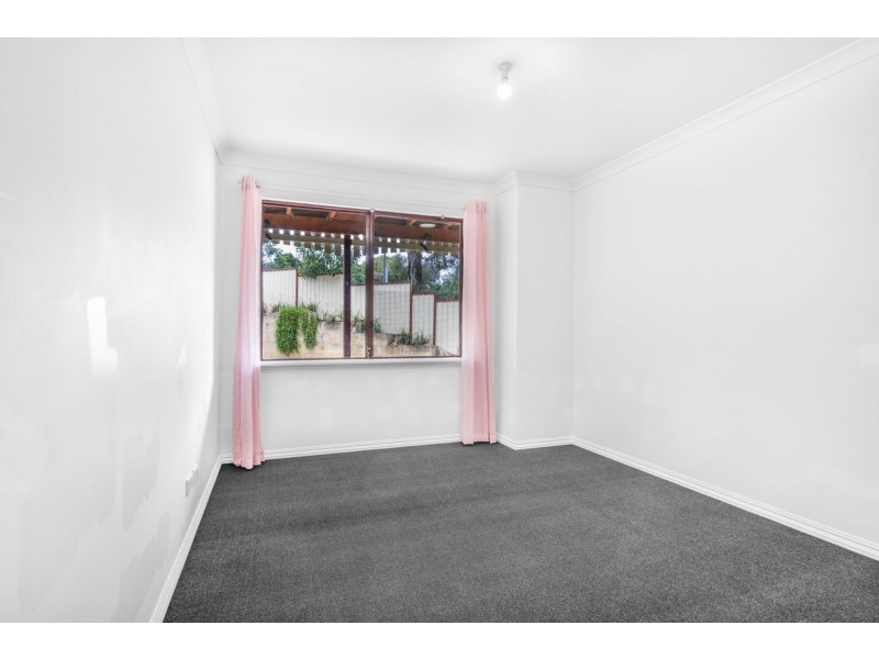 99 Blanchard Road, Swan View WA 6056