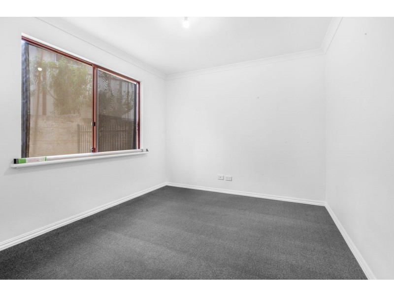 99 Blanchard Road, Swan View WA 6056