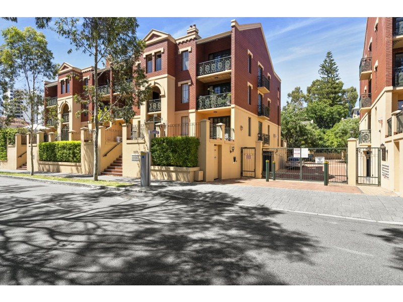 10/99 Wellington Street, East Perth WA 6004
