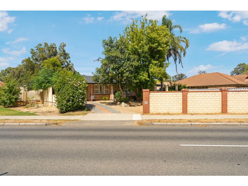 24 Fremantle Road, Gosnells WA 6110