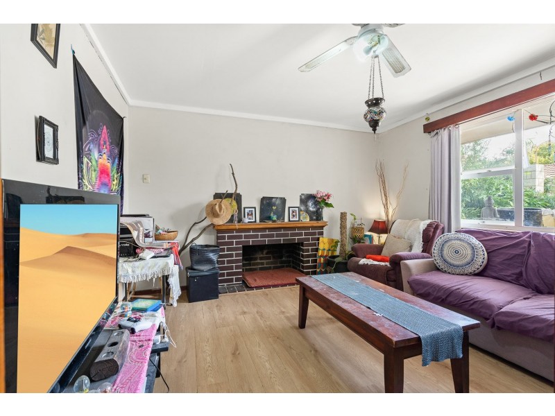 24 Fremantle Road, Gosnells WA 6110