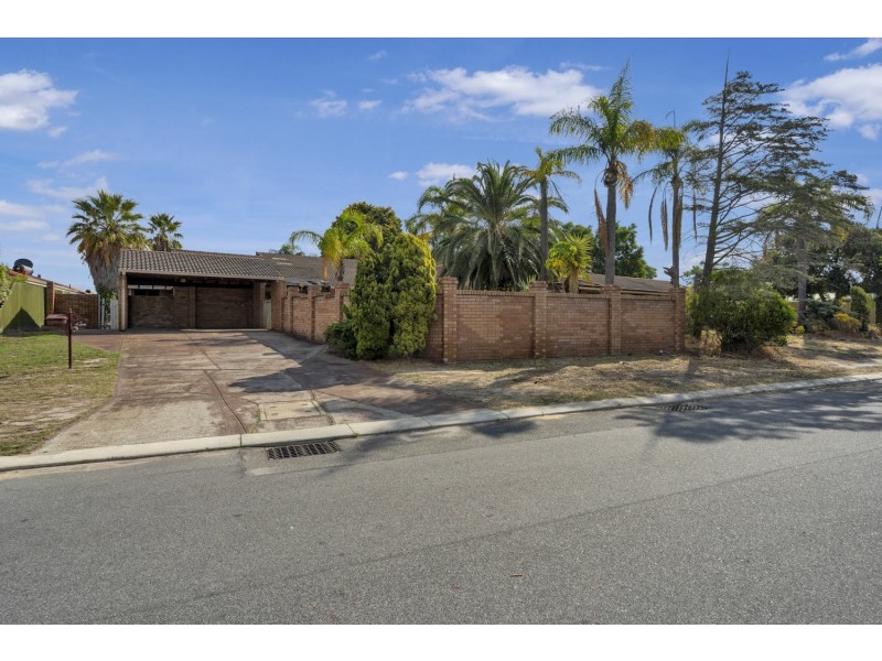 5 Viscount Court, Thornlie WA 6108