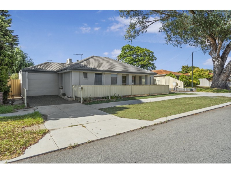 28A Lyrebird Way, Thornlie WA 6108