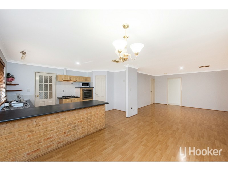 19 Spruce Place, Thornlie WA 6108