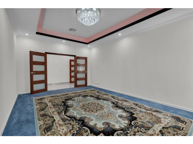 13 Langshan Street, Southern River WA 6110