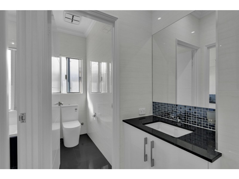 13 Langshan Street, Southern River WA 6110