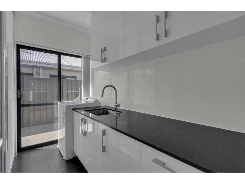 13 Langshan Street, Southern River WA 6110