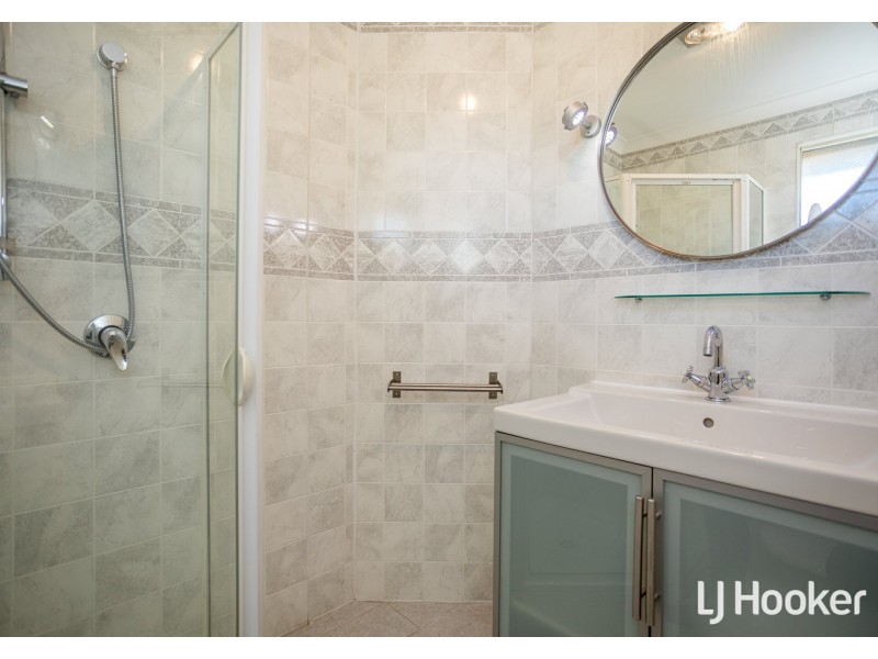 69 Inverness Circle, Camillo WA 6111