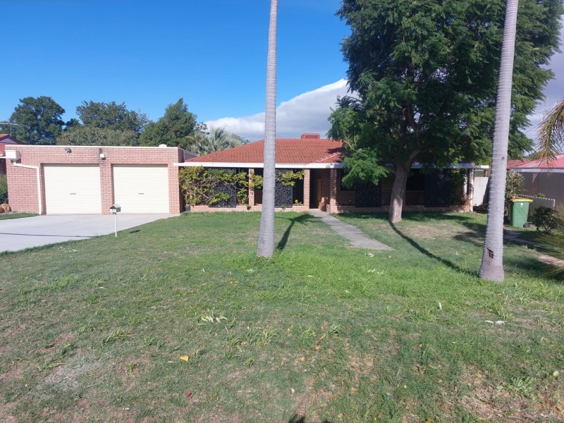 12 Palm Terrace, Forrestfield WA 6058