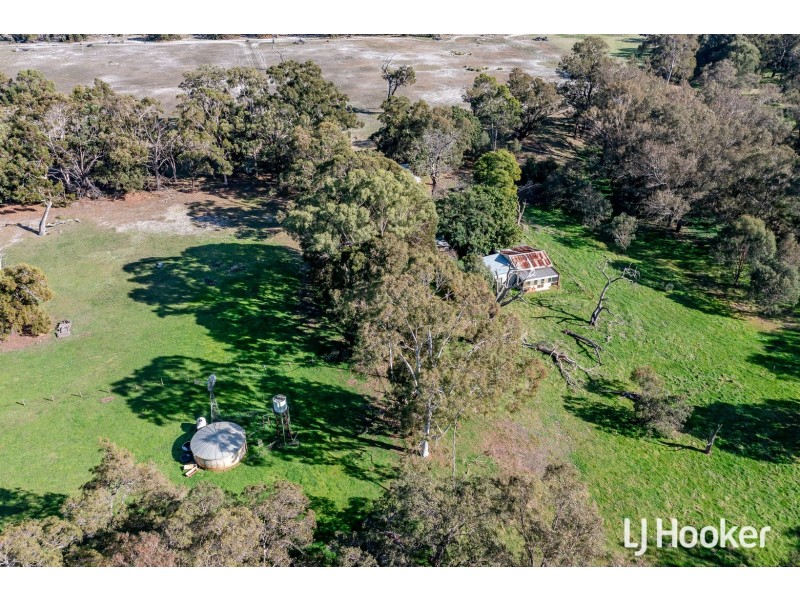 482 Gull Road, Serpentine WA 6125