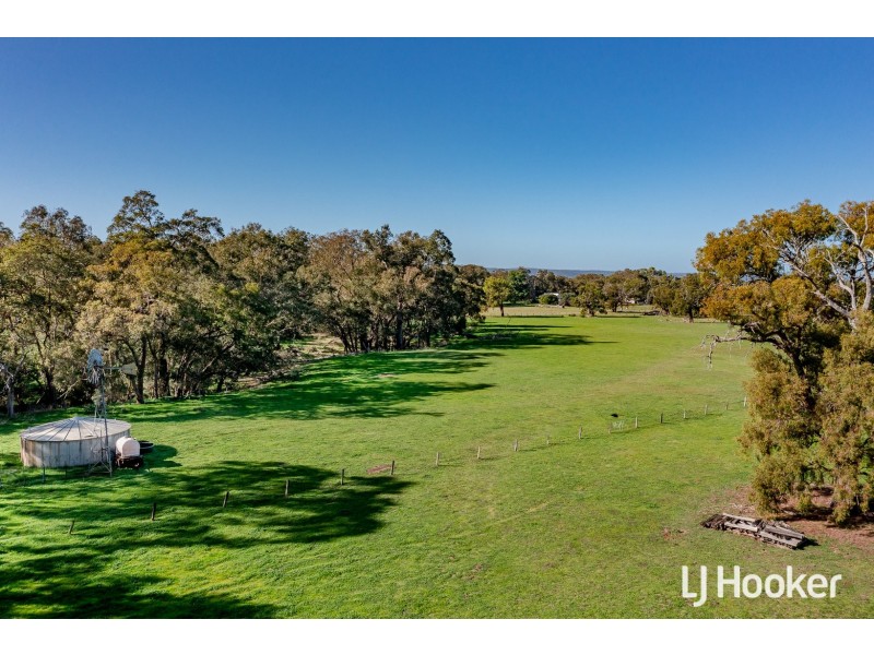 482 Gull Road, Serpentine WA 6125