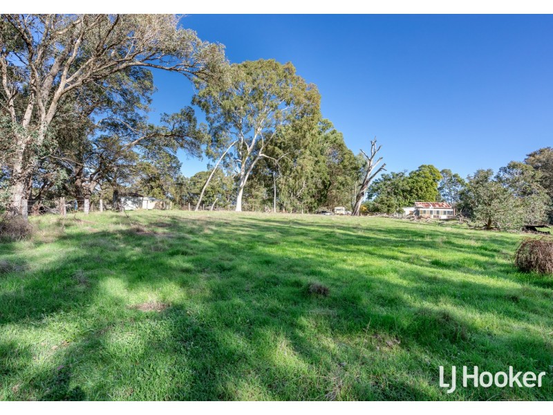 482 Gull Road, Serpentine WA 6125