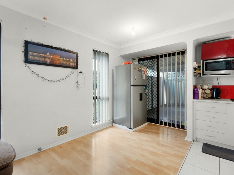 60A Murdoch Road, Thornlie WA 6108