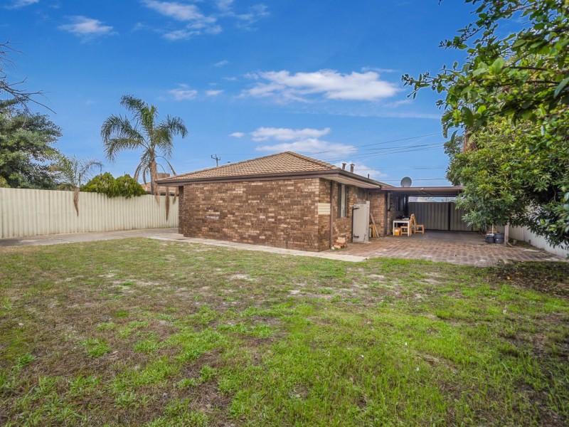 60A Murdoch Road, Thornlie WA 6108