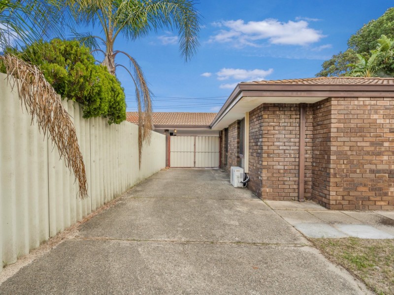 60A Murdoch Road, Thornlie WA 6108