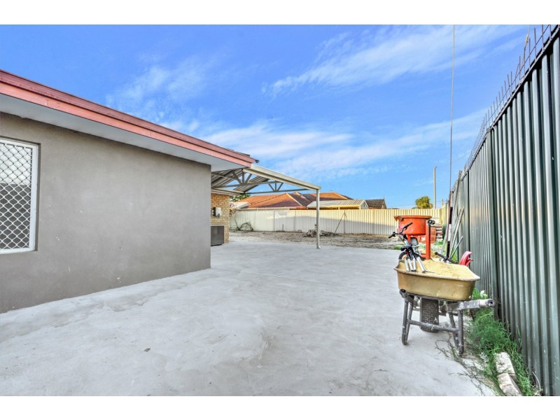 1 Sandridge Street, Gosnells WA 6110