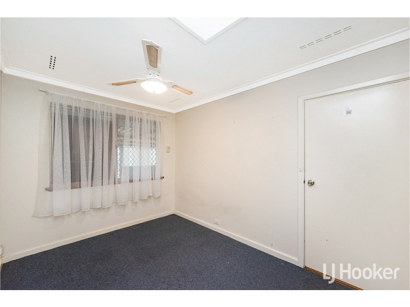 27 Crandon Street, Gosnells WA 6110