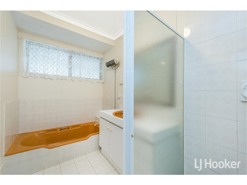 27 Crandon Street, Gosnells WA 6110