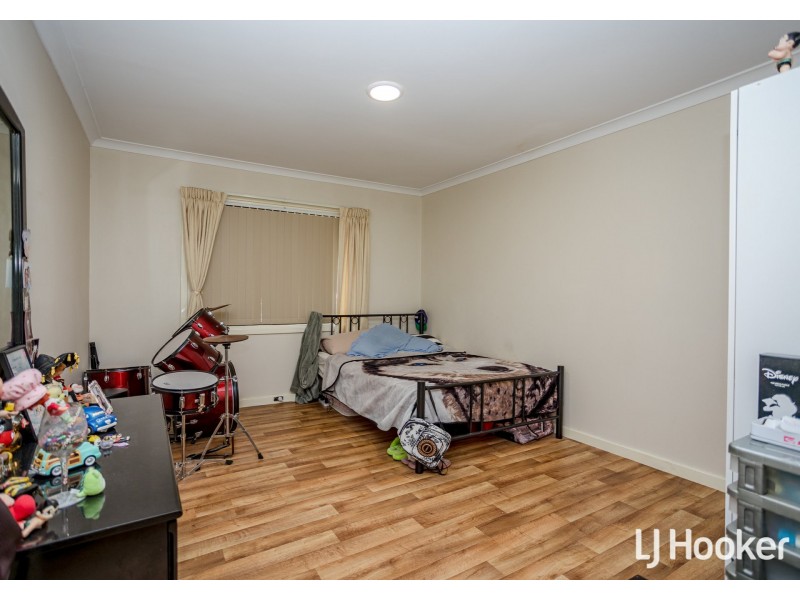 24 Ballina Way, Armadale WA 6112