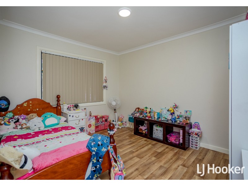 24 Ballina Way, Armadale WA 6112