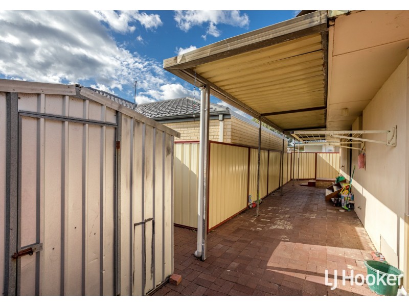 24 Ballina Way, Armadale WA 6112