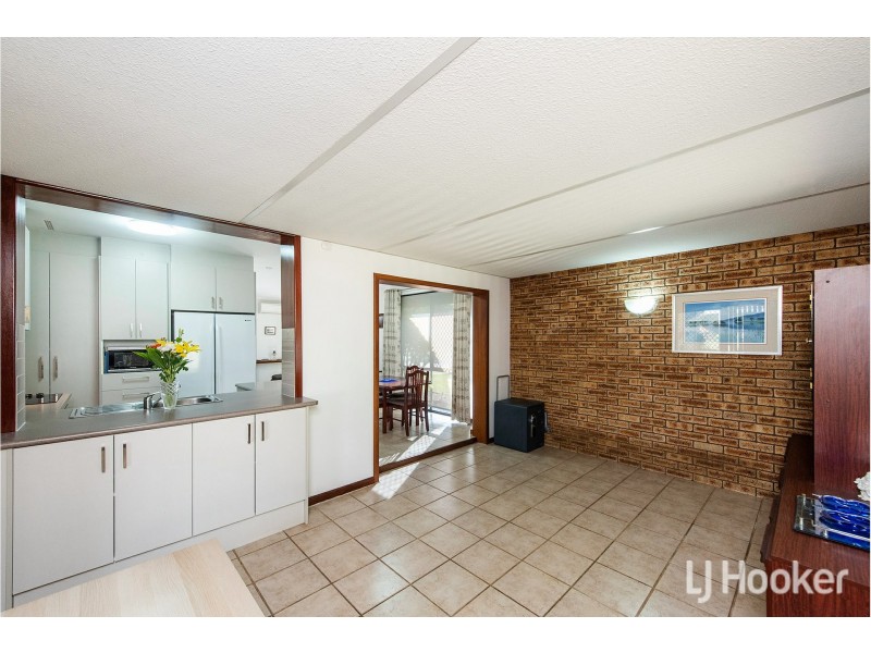 10 Anderson Way, Thornlie WA 6108