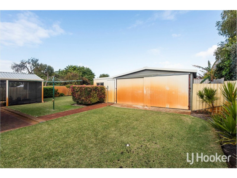 10 Anderson Way, Thornlie WA 6108