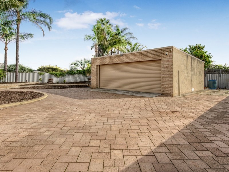 129 Southern River Road, Gosnells WA 6110