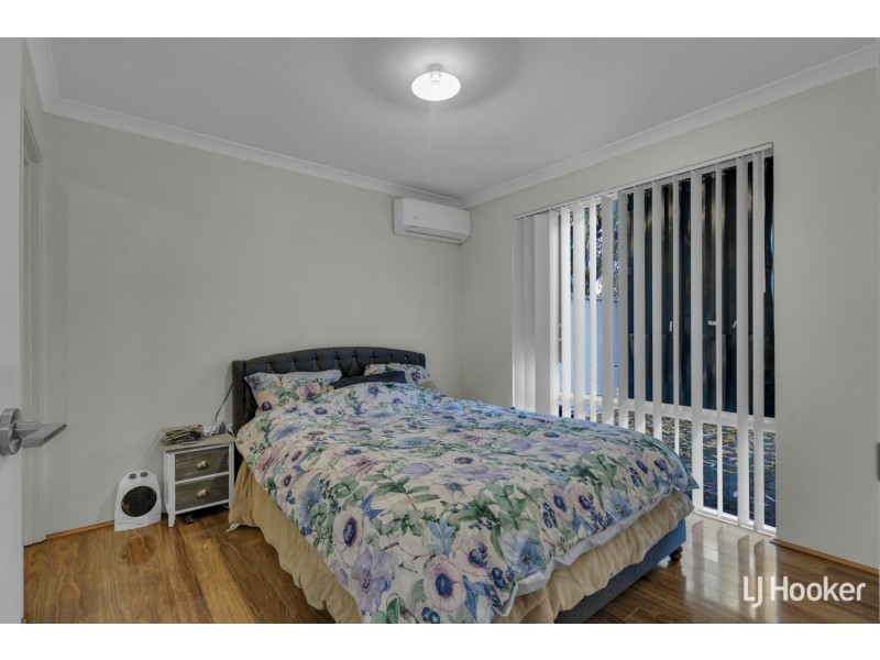 28C Lyrebird Way, Thornlie WA 6108