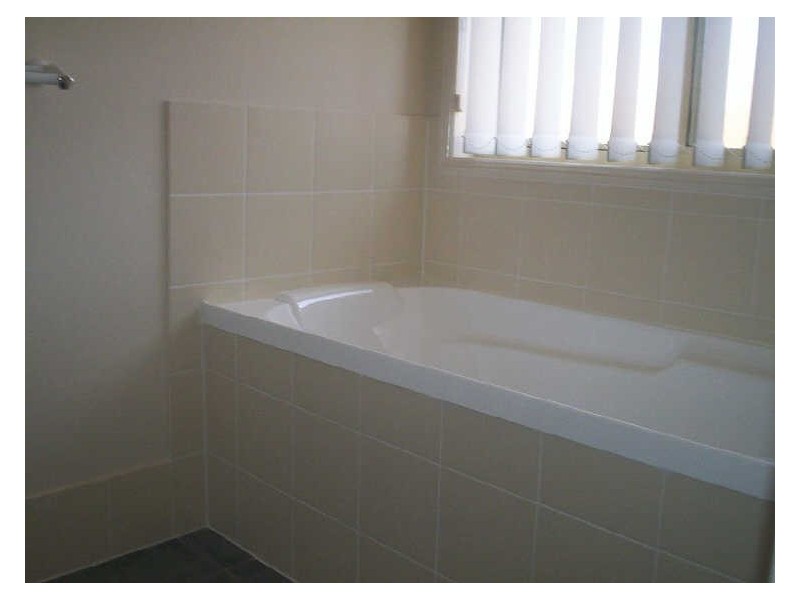 6 Woodswallow Place, Bellbowrie QLD 4070