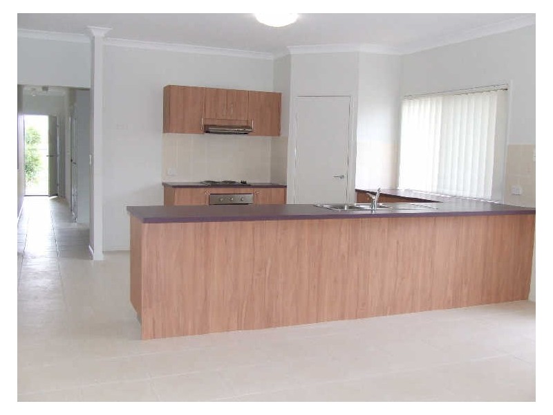 26 Marsh Parade, North Lakes QLD 4509