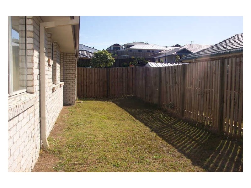 8 Mercury Parade, North Lakes QLD 4509