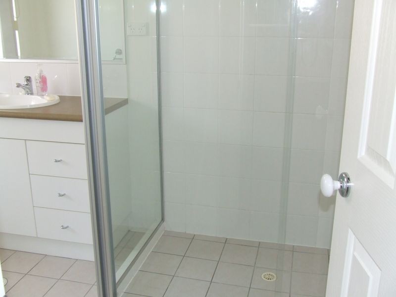 8 Greenway Place, Deception Bay QLD 4508