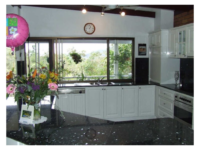 Arana Hills QLD 4054