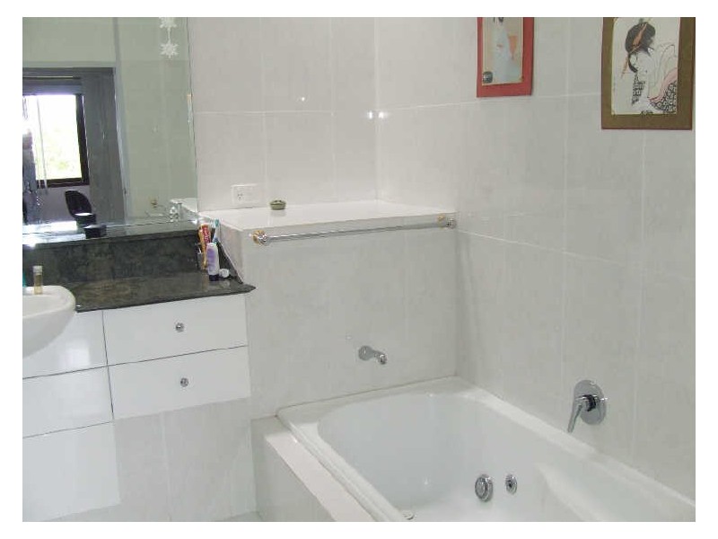 Arana Hills QLD 4054