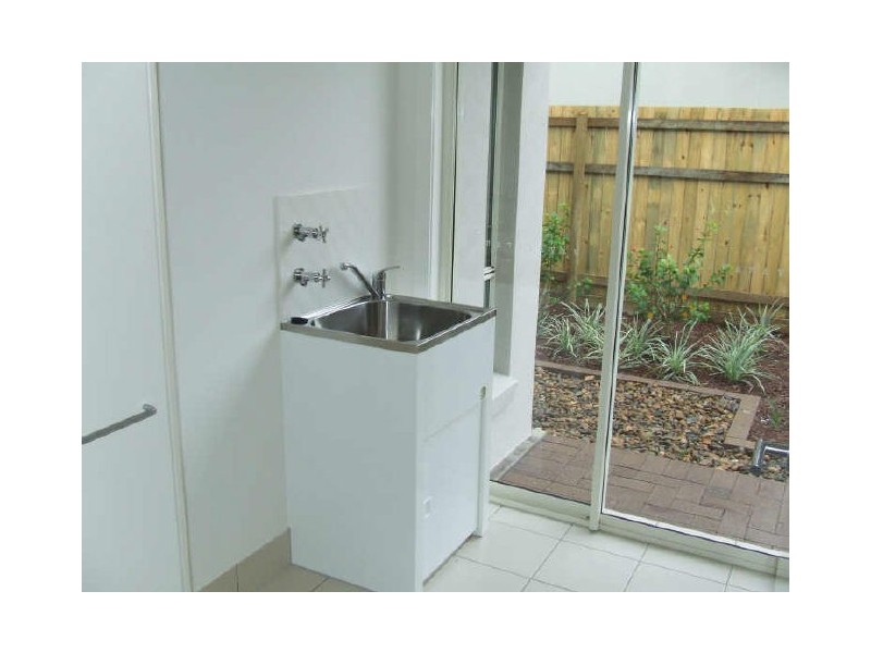 1 Pressland Street, Carseldine QLD 4034