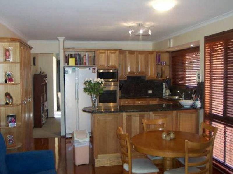 28 Sinatra Crescent, Mcdowall QLD 4053