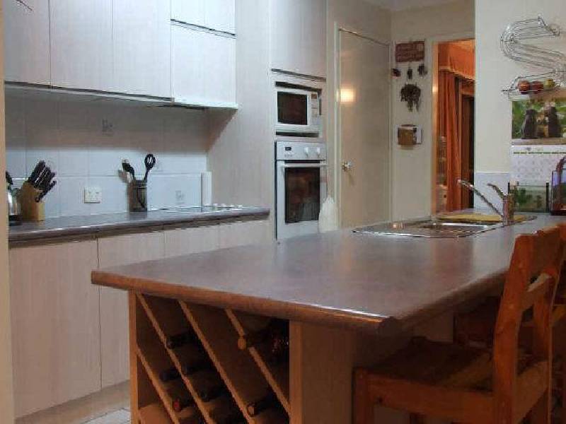 8 Selleck Close, Mcdowall QLD 4053