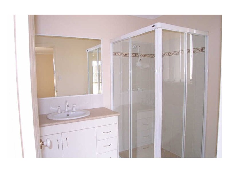 18 Candle Crescent, Caboolture QLD 4510