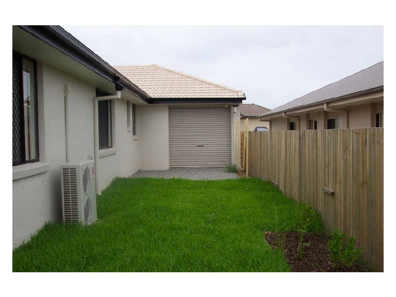 North Lakes QLD 4509