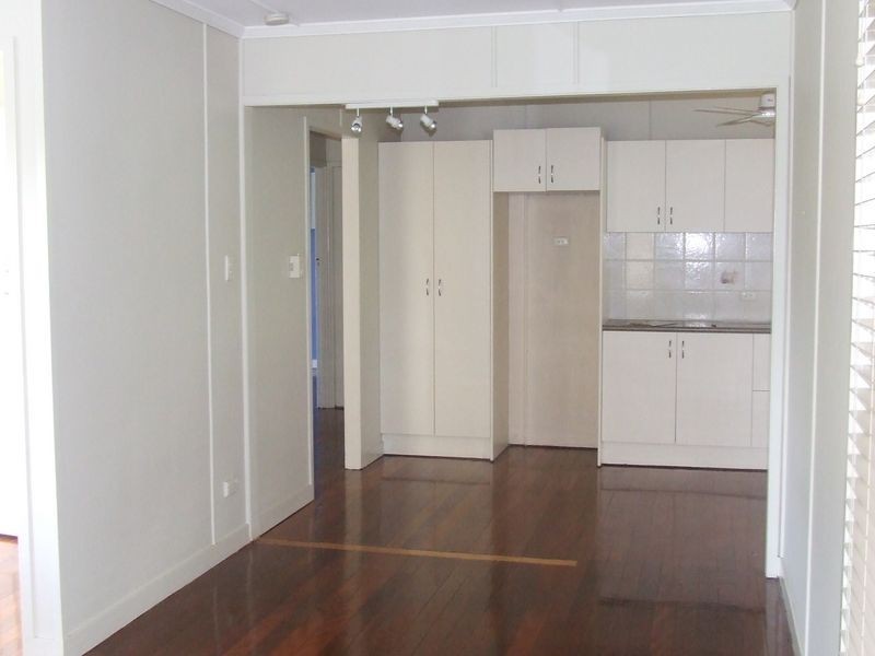 56 Falkirk Street, Stafford Heights QLD 4053