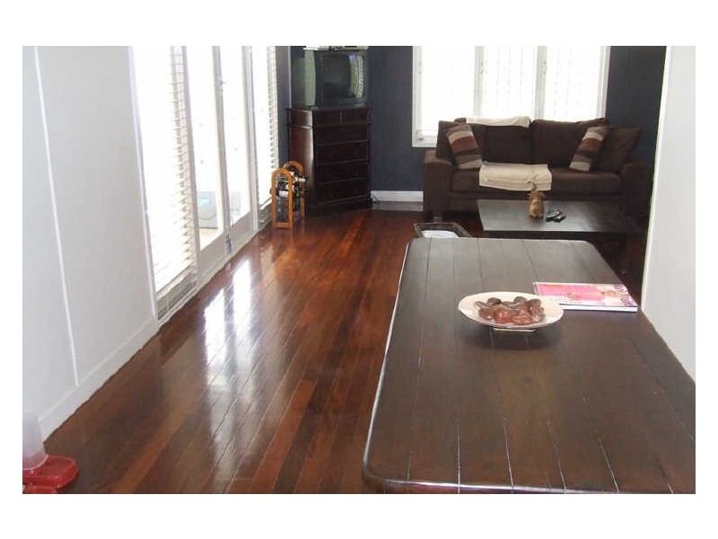 56 Falkirk Street, Stafford Heights QLD 4053