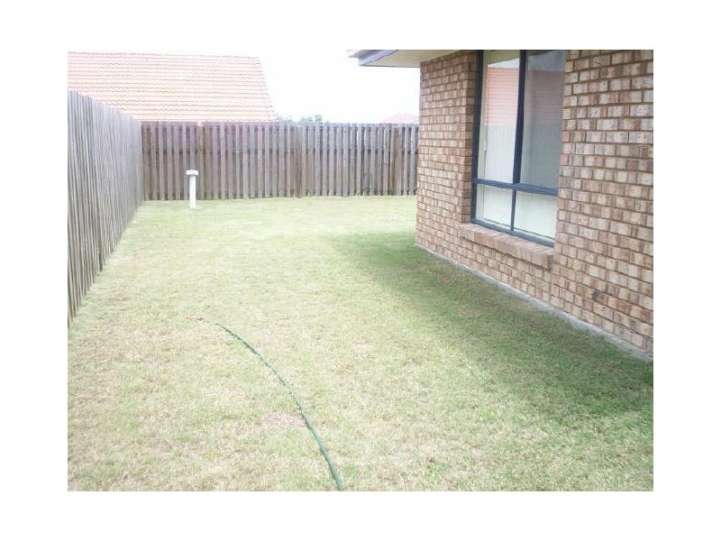 19 Whitfield Crescent, North Lakes QLD 4509