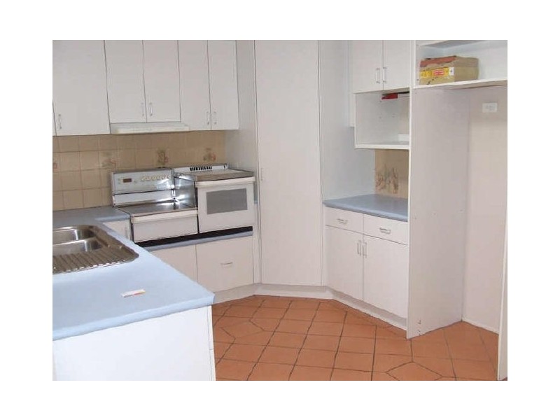 Arana Hills QLD 4054