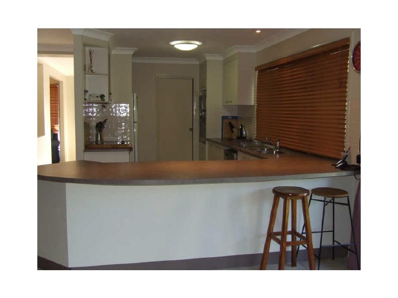 2 Cabarita Crescent, Eatons Hill QLD 4037