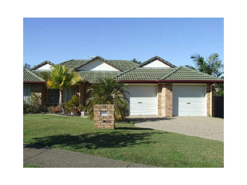 33 Hillenvale Avenue, Arana Hills QLD 4054