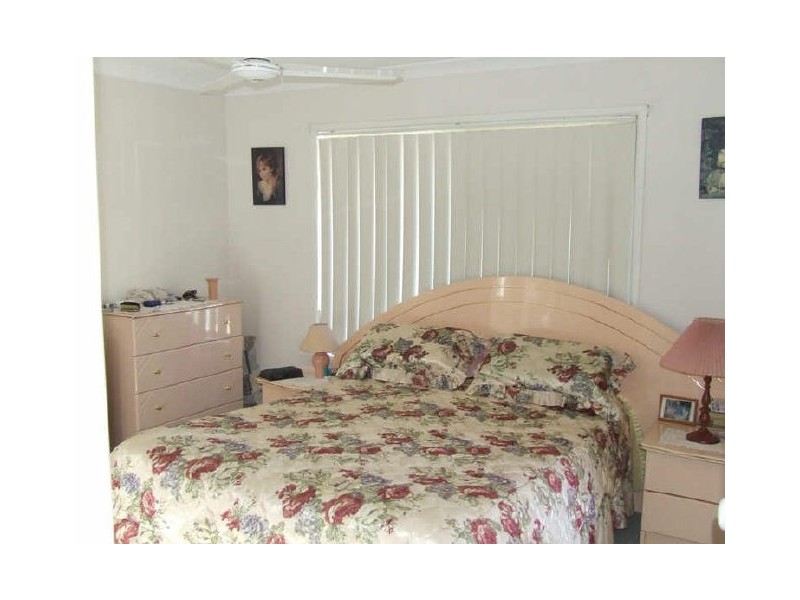 33 Hillenvale Avenue, Arana Hills QLD 4054